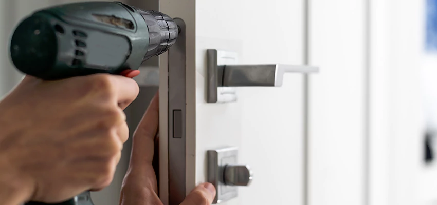 Locksmith For Lock Replacement Near Me in Montebello, CA