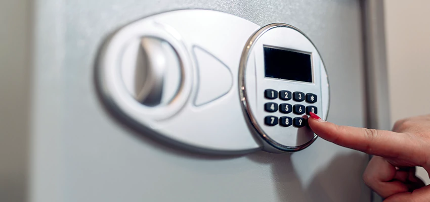 Jewelry Safe Cracking in Montebello, California