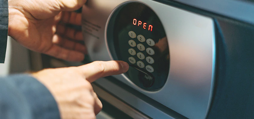 Cash Safe Openers in Montebello, California